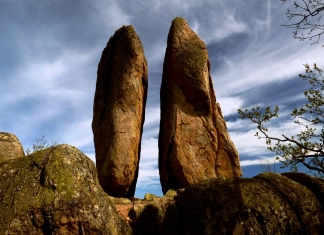 Мегалит Правите камъни