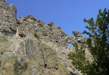 Крепост Устра